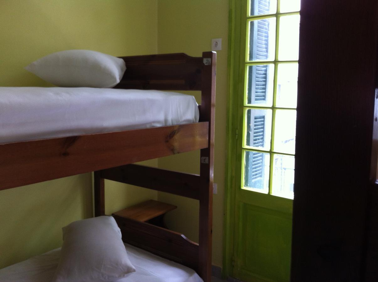 אתונה Zeus Hostel מראה חיצוני תמונה