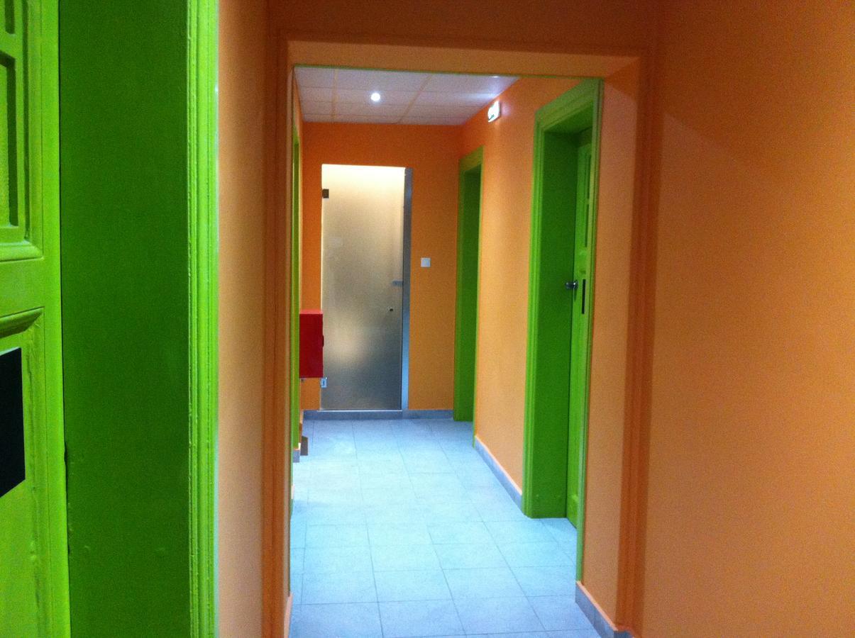 אתונה Zeus Hostel מראה חיצוני תמונה
